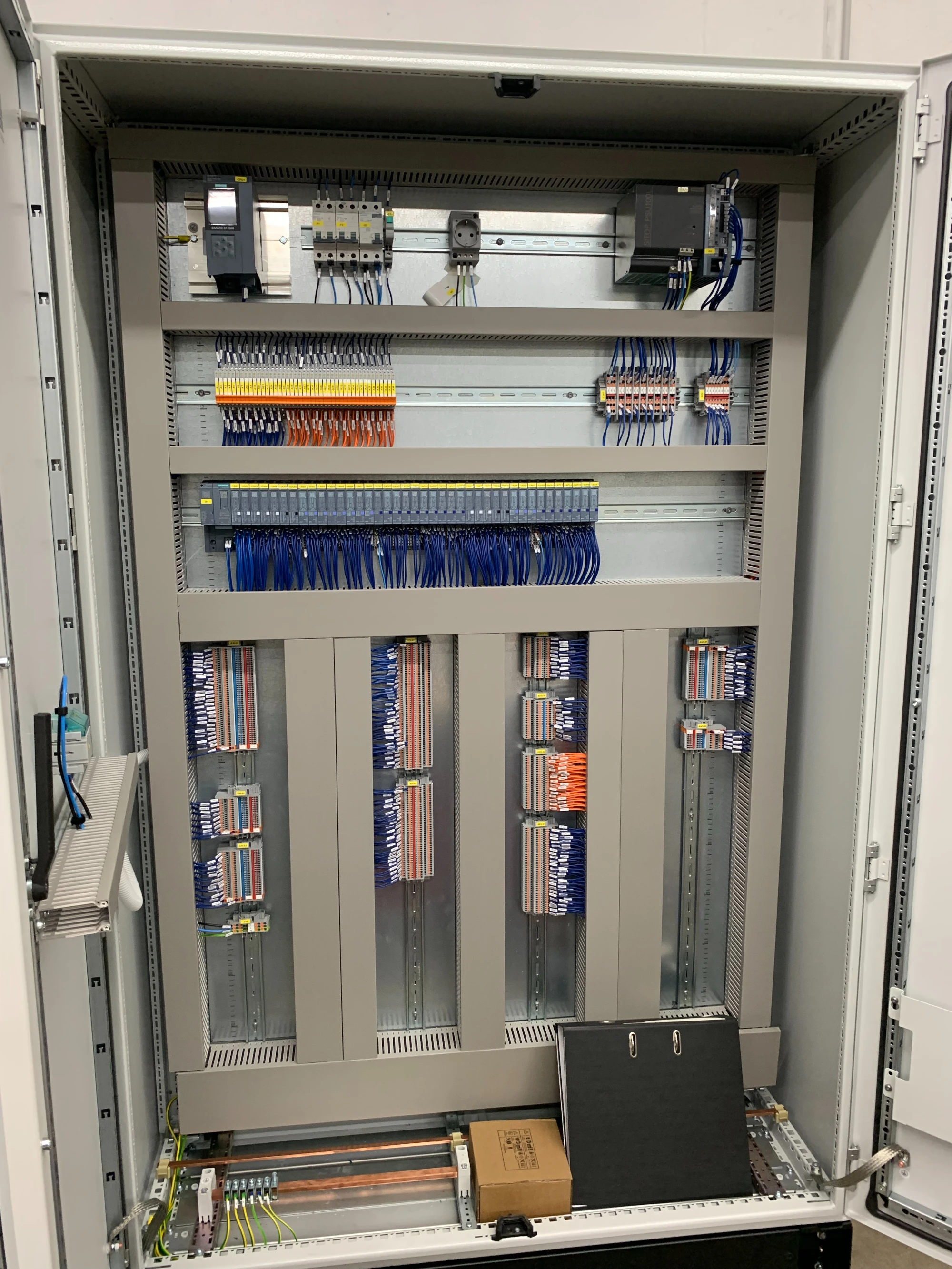 Cuadro eléctrico 4